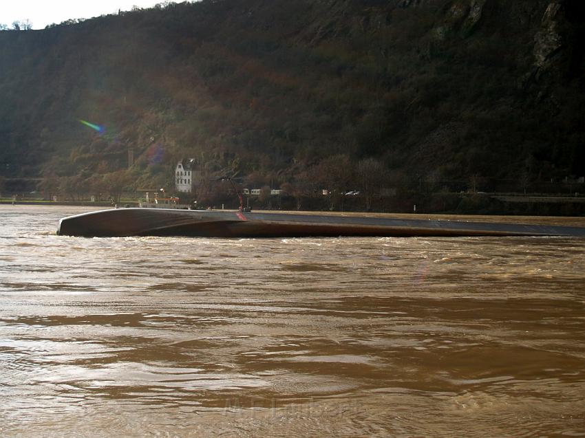 Schiff gesunken St Goarhausen Loreley P185.jpg